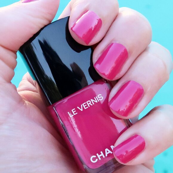 Authentic CHANEL Vernis Fucshia Pink 759 Energy Longwear Nail Polish Color NIB - Picture 4 of 12